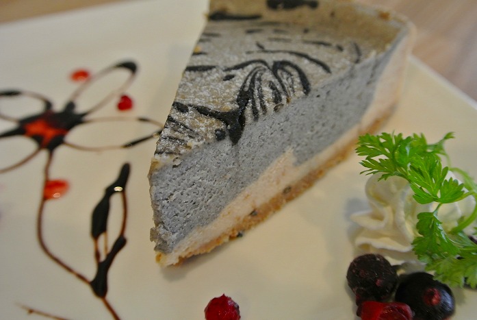 Haco Cafeブログ 黒ゴマきなこチーズケーキ